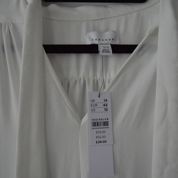 TOPSHOP White Long Sleeve Dress - Picture 2 of 4